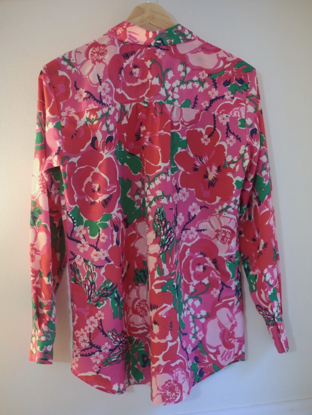 Lilly Pulitzer Women's Pink Floral Button Front Blouse Top Long Sleeve Size S - Picture 3 of 8